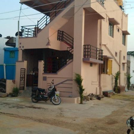 Druva Homestay Hampi Bagian luar foto
